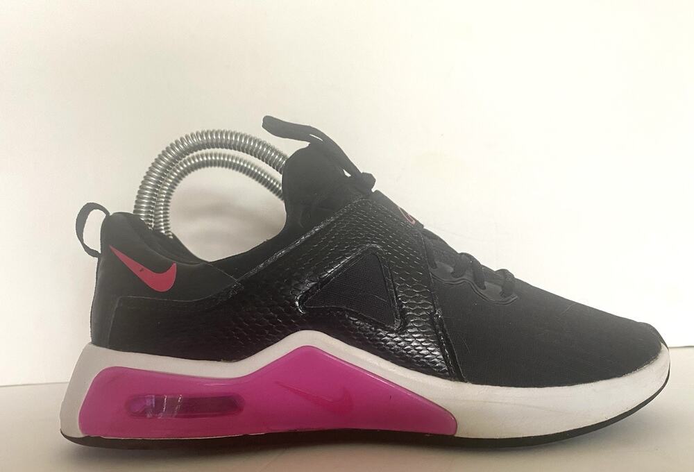 Nike Wmns Sz 7 EU 38 Air Max Bella Black Pink Blush TR 5 Trainer